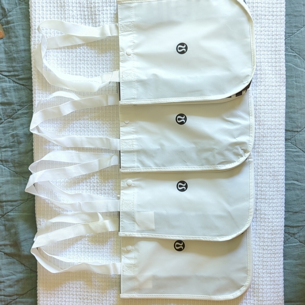 🤍🤍Lululemon reusable bags - White With Black Logo - set of 4🤍🤍